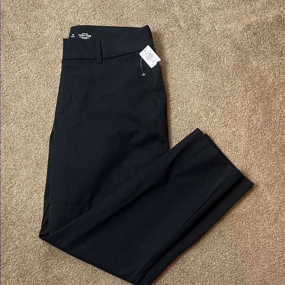 Old Navy Women’s High-Rise Curvy Pixie Black Pants Size 12